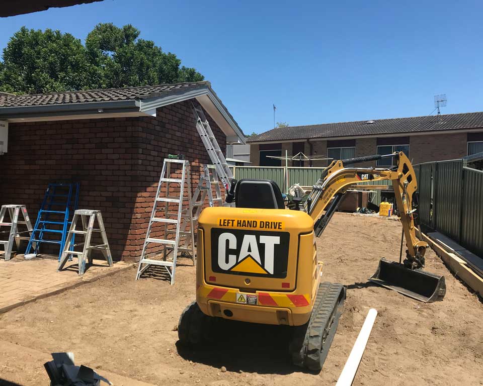 House Reno & Yard/Pool Removal, Bomaderry - by M.R.A Building